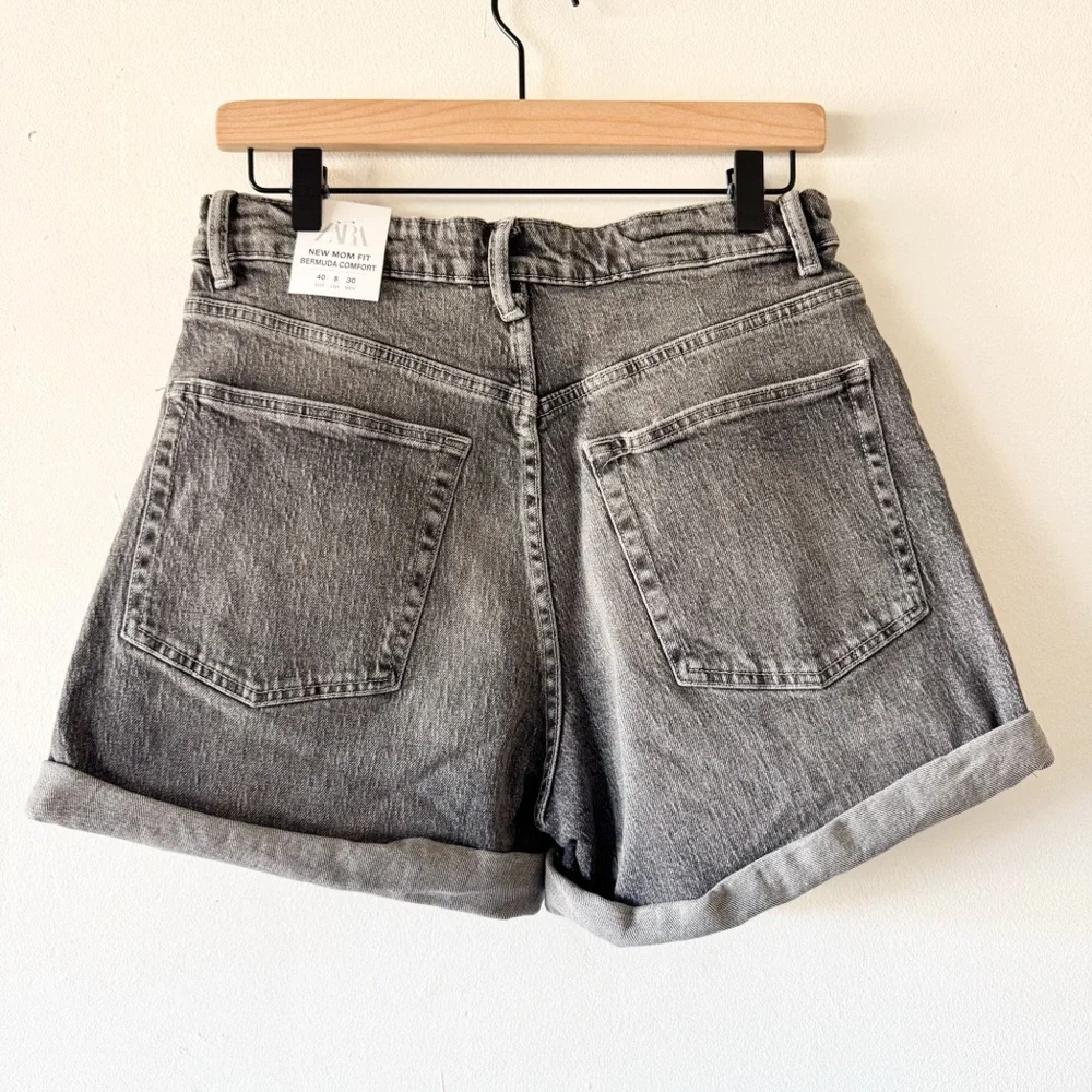 Zara Mom Fit Charcoal Denim Shorts Size 8‎